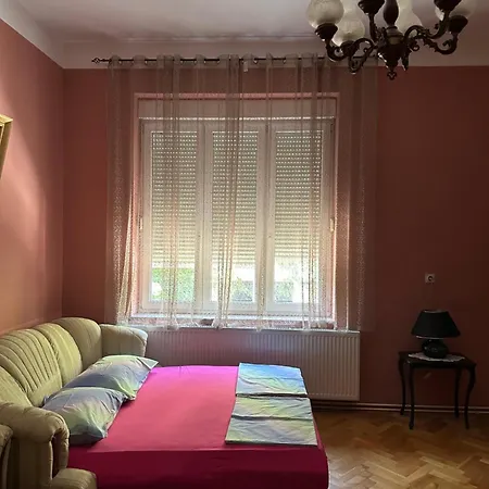 Billy Apartment